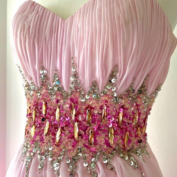 Pink Ombré Prom Dress |Sean Collection| Size 2 - Picture 3 of 6